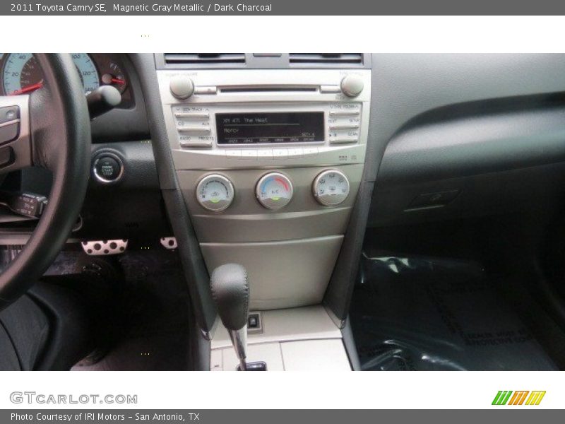 Magnetic Gray Metallic / Dark Charcoal 2011 Toyota Camry SE