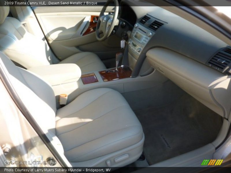 Desert Sand Metallic / Bisque 2009 Toyota Camry XLE