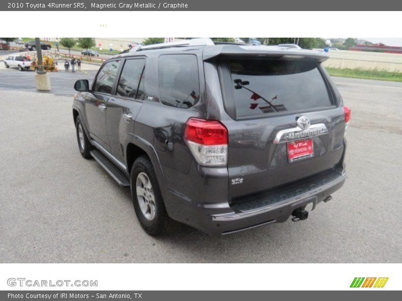 Magnetic Gray Metallic / Graphite 2010 Toyota 4Runner SR5
