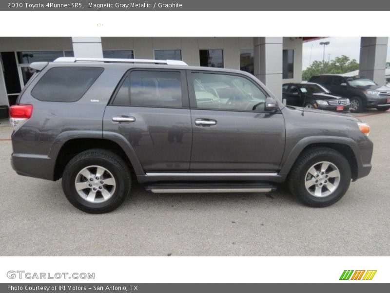 Magnetic Gray Metallic / Graphite 2010 Toyota 4Runner SR5