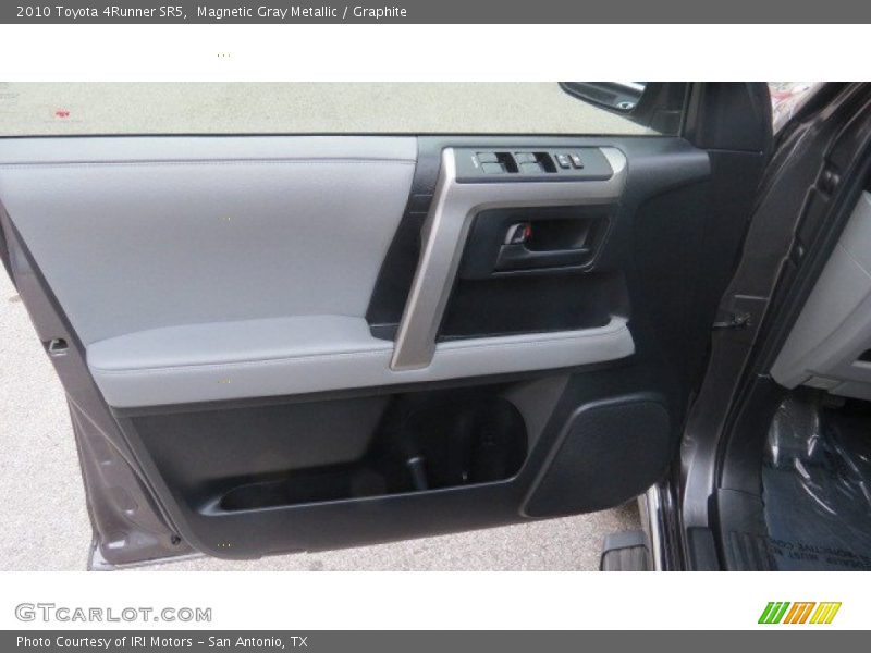 Magnetic Gray Metallic / Graphite 2010 Toyota 4Runner SR5