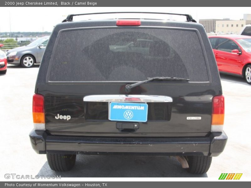 Black / Camel Beige 2000 Jeep Cherokee Limited