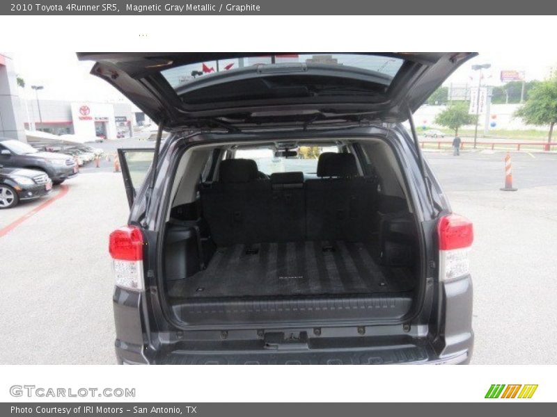 Magnetic Gray Metallic / Graphite 2010 Toyota 4Runner SR5