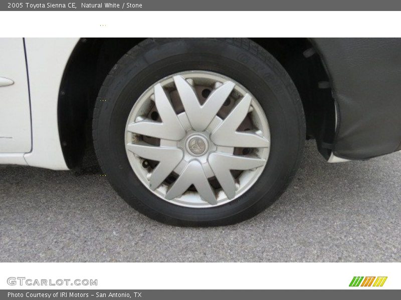 Natural White / Stone 2005 Toyota Sienna CE