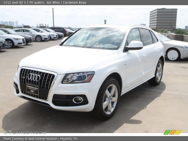 Ibis White / Cardamom Beige 2012 Audi Q5 3.2 FSI quattro