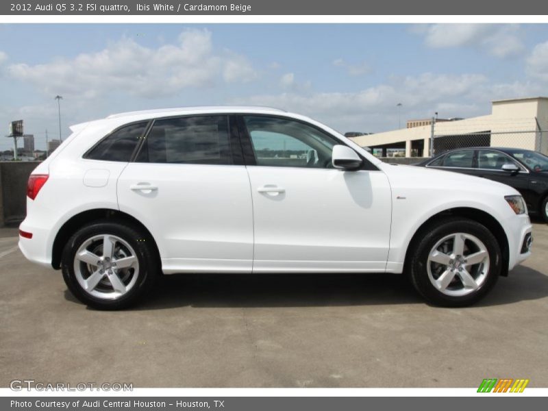 Ibis White / Cardamom Beige 2012 Audi Q5 3.2 FSI quattro