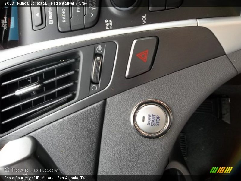 Radiant Silver / Gray 2013 Hyundai Sonata SE