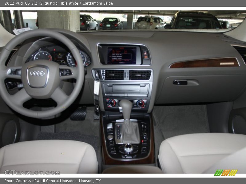 Ibis White / Cardamom Beige 2012 Audi Q5 3.2 FSI quattro