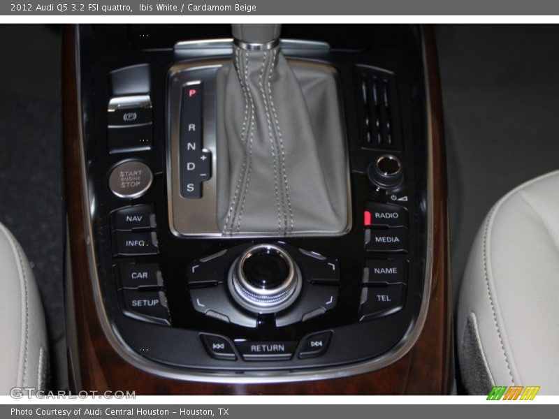 Ibis White / Cardamom Beige 2012 Audi Q5 3.2 FSI quattro