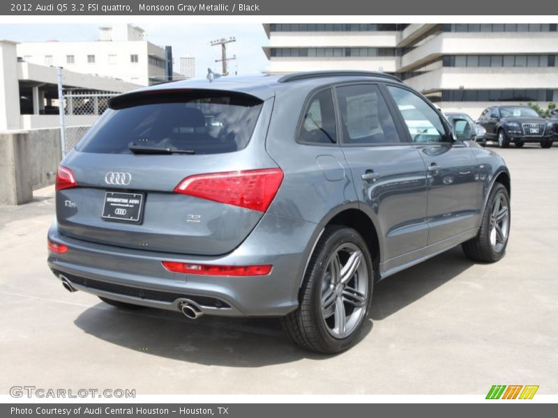 Monsoon Gray Metallic / Black 2012 Audi Q5 3.2 FSI quattro