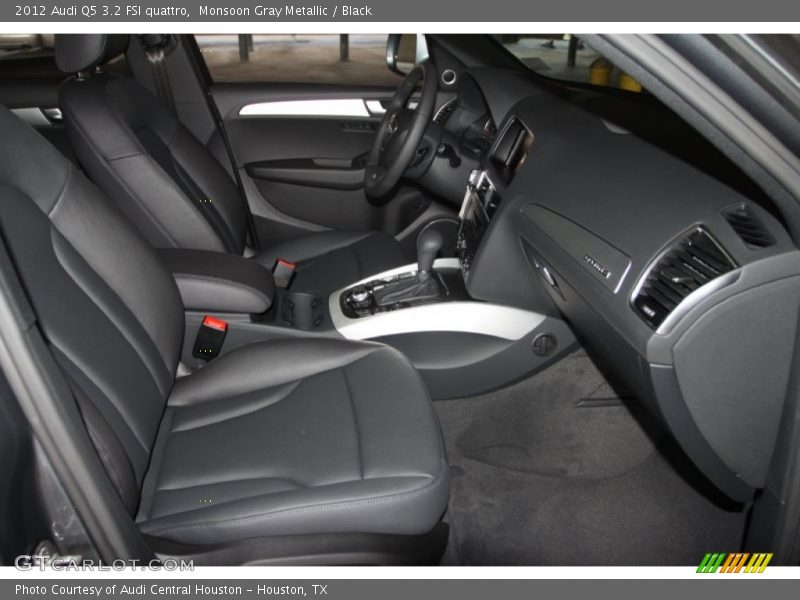 Monsoon Gray Metallic / Black 2012 Audi Q5 3.2 FSI quattro