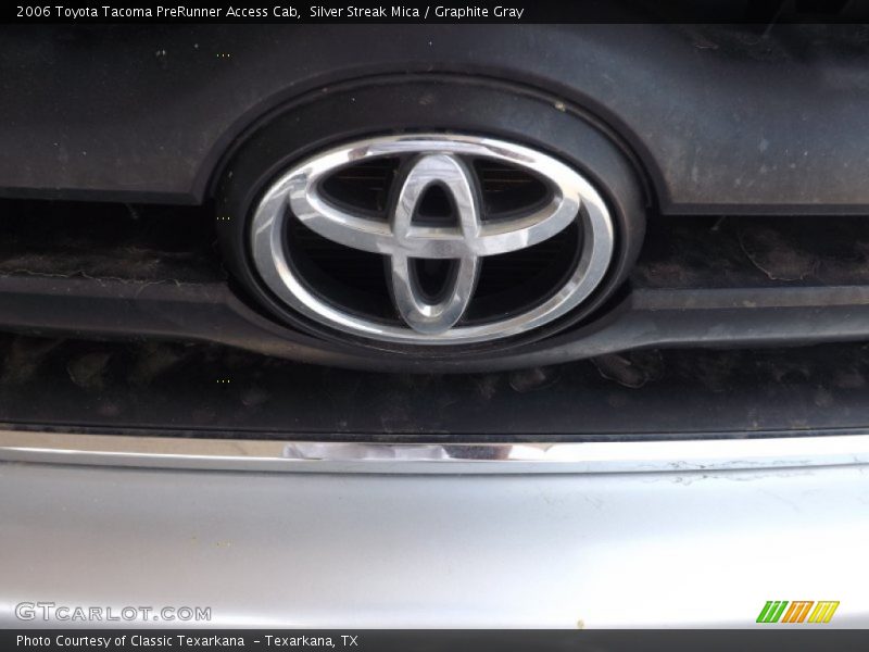 Silver Streak Mica / Graphite Gray 2006 Toyota Tacoma PreRunner Access Cab