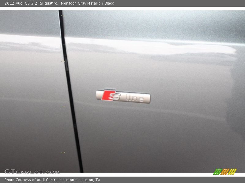 Monsoon Gray Metallic / Black 2012 Audi Q5 3.2 FSI quattro