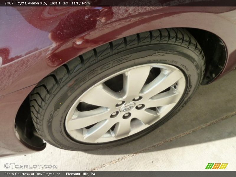 Cassis Red Pearl / Ivory 2007 Toyota Avalon XLS