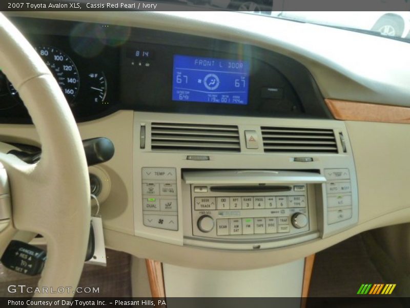 Cassis Red Pearl / Ivory 2007 Toyota Avalon XLS