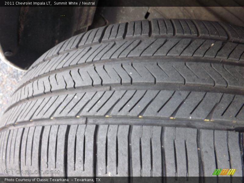 Summit White / Neutral 2011 Chevrolet Impala LT