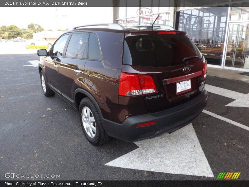 Dark Cherry / Beige 2011 Kia Sorento LX V6