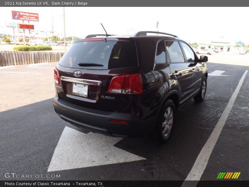 Dark Cherry / Beige 2011 Kia Sorento LX V6