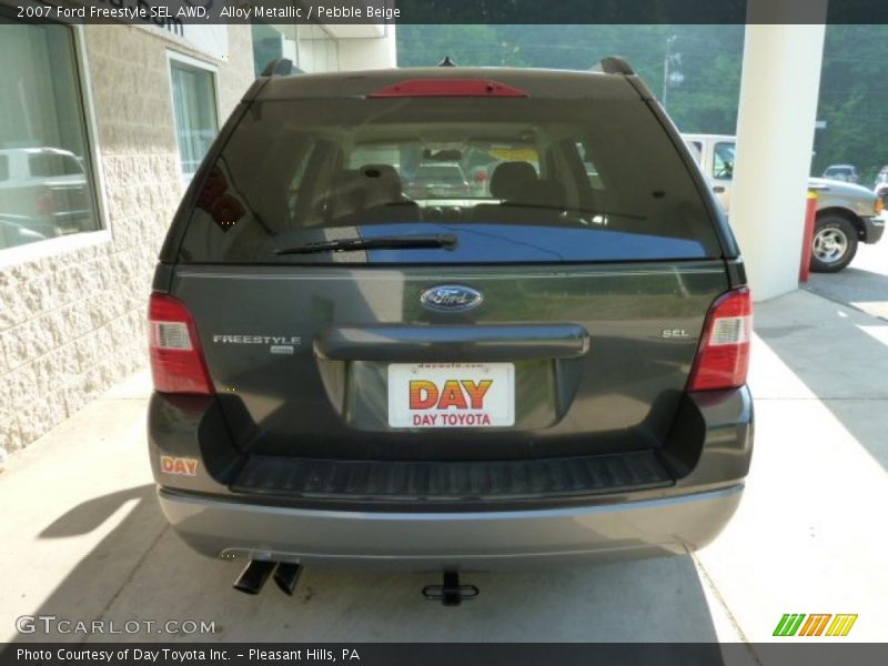 Alloy Metallic / Pebble Beige 2007 Ford Freestyle SEL AWD