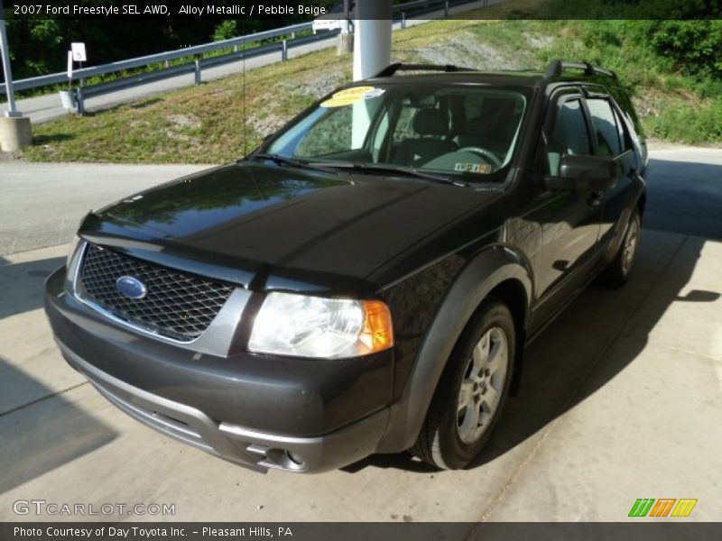 Alloy Metallic / Pebble Beige 2007 Ford Freestyle SEL AWD