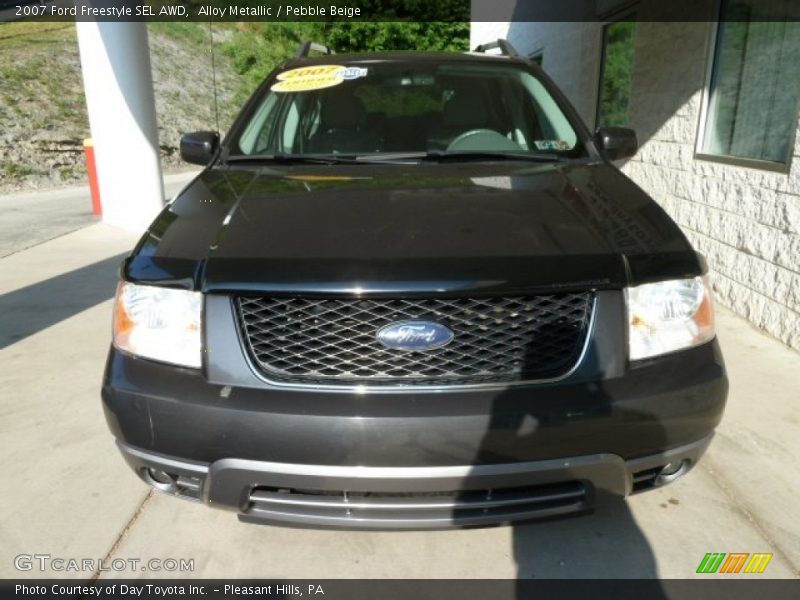 Alloy Metallic / Pebble Beige 2007 Ford Freestyle SEL AWD