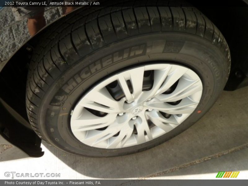 Attitude Black Metallic / Ash 2012 Toyota Camry LE