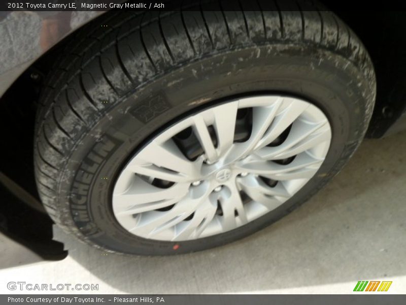 Magnetic Gray Metallic / Ash 2012 Toyota Camry LE