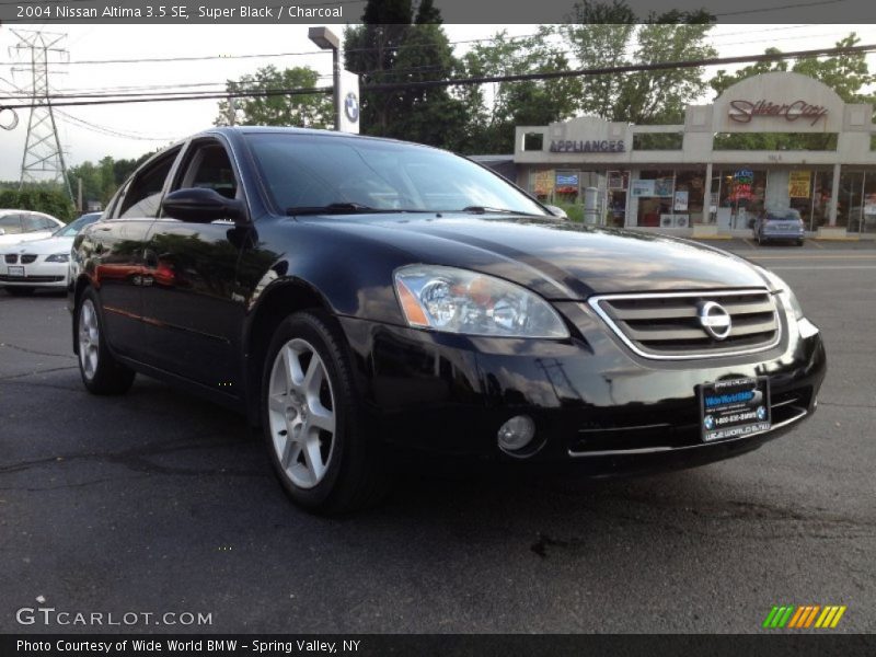 Super Black / Charcoal 2004 Nissan Altima 3.5 SE