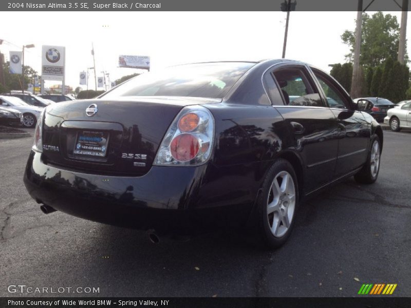 Super Black / Charcoal 2004 Nissan Altima 3.5 SE