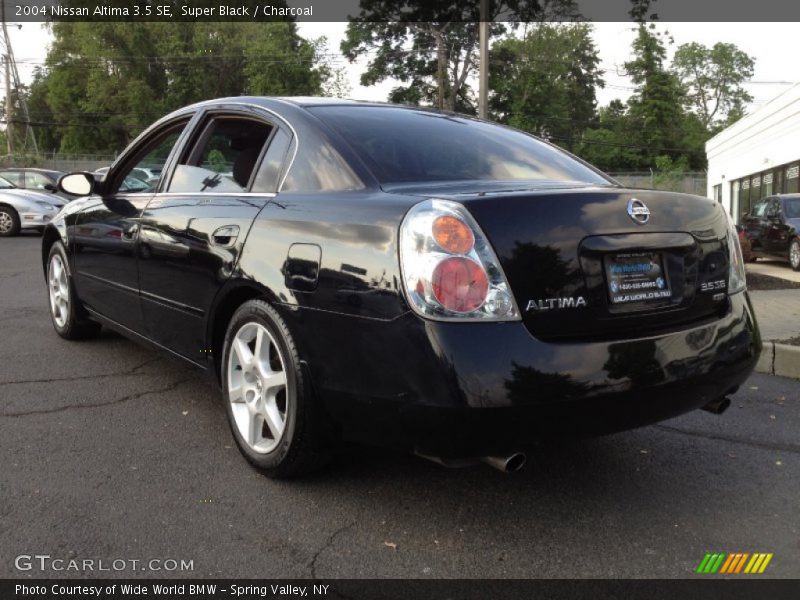 Super Black / Charcoal 2004 Nissan Altima 3.5 SE
