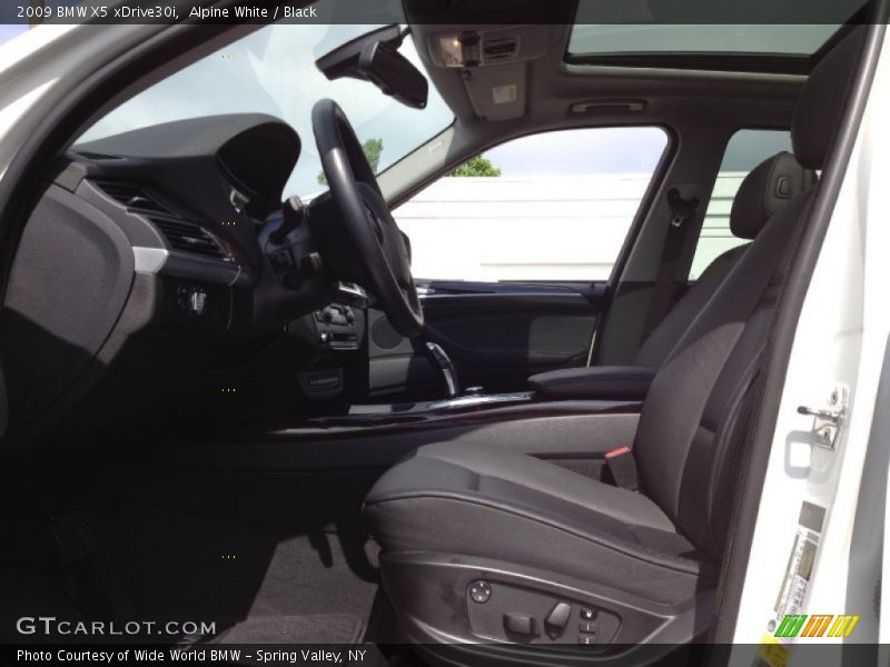 Alpine White / Black 2009 BMW X5 xDrive30i
