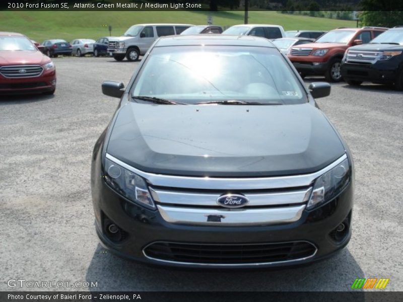 Atlantis Green Metallic / Medium Light Stone 2010 Ford Fusion SE