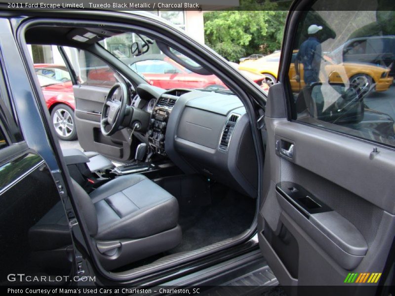 Tuxedo Black Metallic / Charcoal Black 2011 Ford Escape Limited