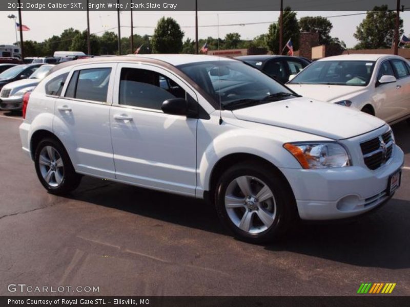 Bright White / Dark Slate Gray 2012 Dodge Caliber SXT