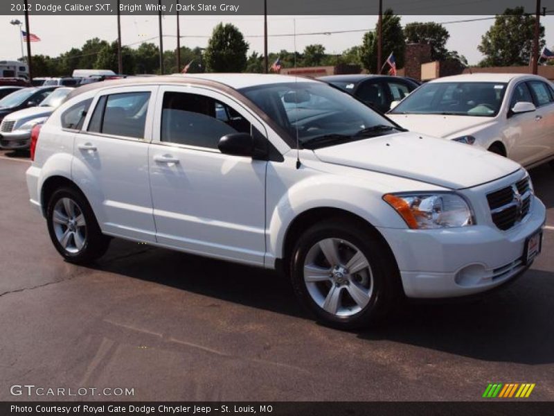 Bright White / Dark Slate Gray 2012 Dodge Caliber SXT