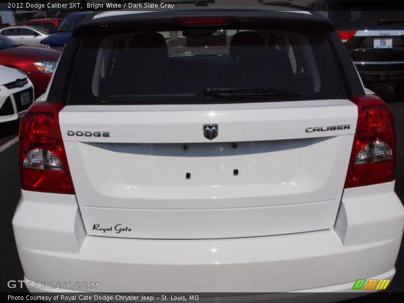 Bright White / Dark Slate Gray 2012 Dodge Caliber SXT