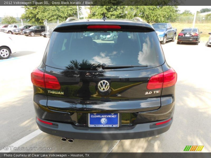 Deep Black Metallic / Black 2012 Volkswagen Tiguan SEL