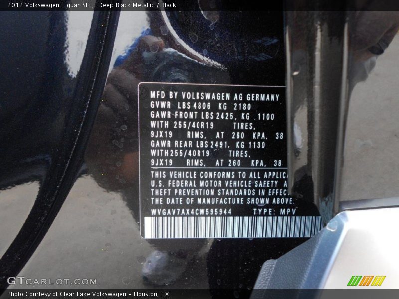 Info Tag of 2012 Tiguan SEL