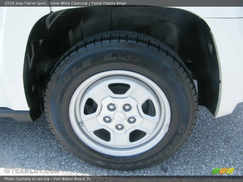 Stone White Clearcoat / Pastel Pebble Beige 2008 Jeep Patriot Sport