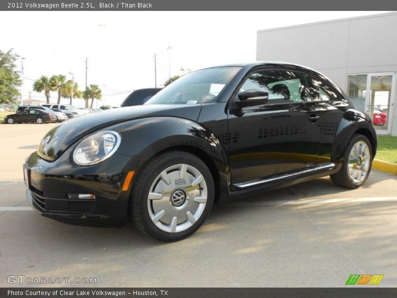 Black / Titan Black 2012 Volkswagen Beetle 2.5L