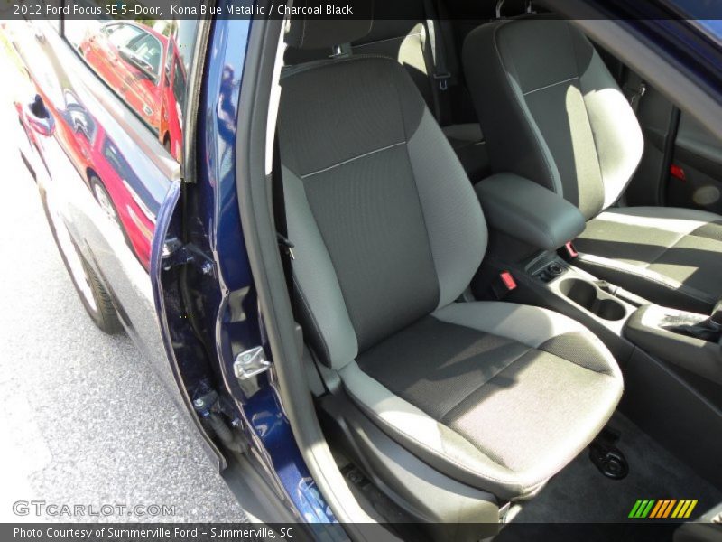 Kona Blue Metallic / Charcoal Black 2012 Ford Focus SE 5-Door