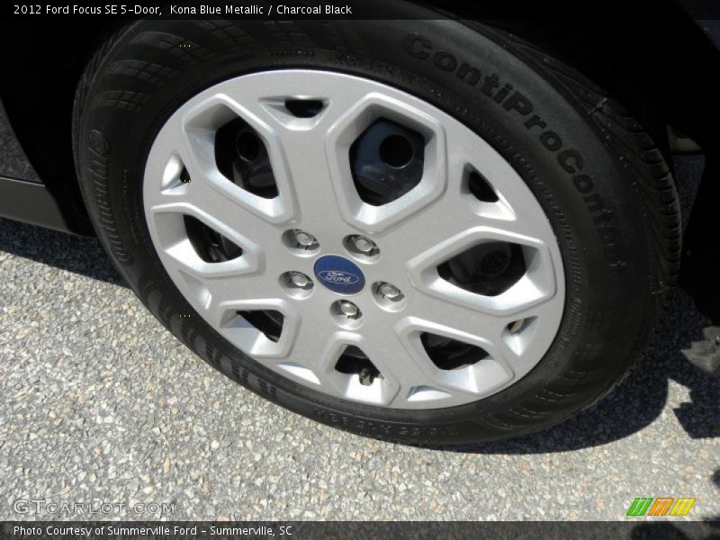 Kona Blue Metallic / Charcoal Black 2012 Ford Focus SE 5-Door