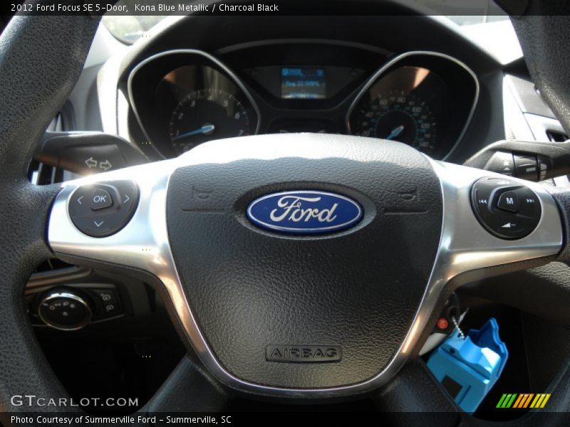 Kona Blue Metallic / Charcoal Black 2012 Ford Focus SE 5-Door