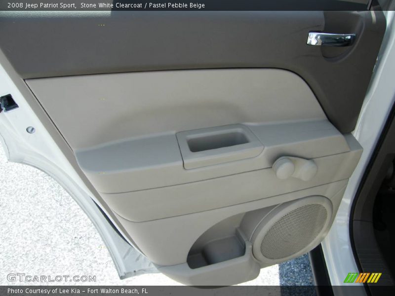 Stone White Clearcoat / Pastel Pebble Beige 2008 Jeep Patriot Sport