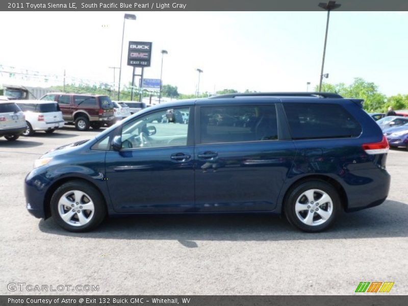 South Pacific Blue Pearl / Light Gray 2011 Toyota Sienna LE