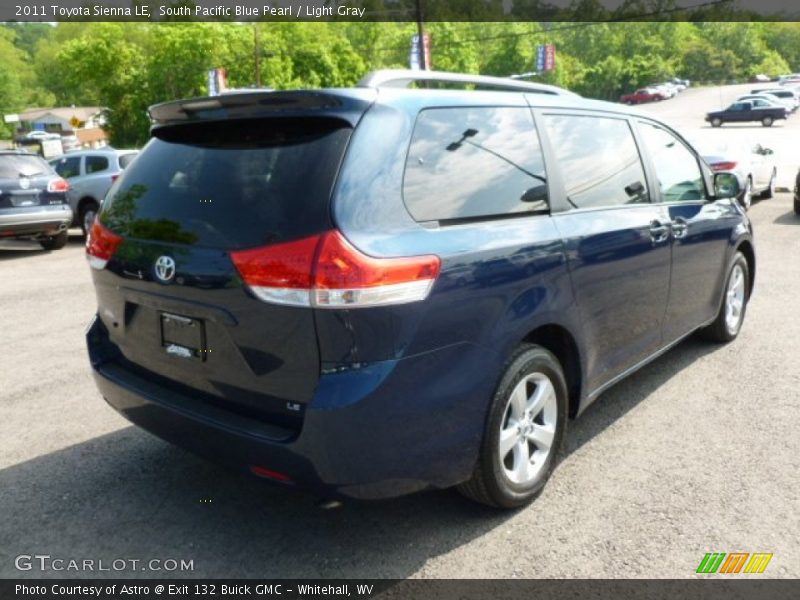 South Pacific Blue Pearl / Light Gray 2011 Toyota Sienna LE