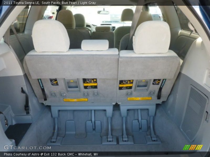 South Pacific Blue Pearl / Light Gray 2011 Toyota Sienna LE
