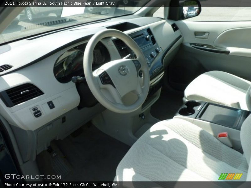 South Pacific Blue Pearl / Light Gray 2011 Toyota Sienna LE
