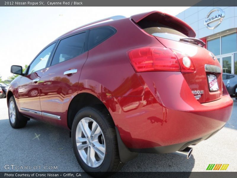 Cayenne Red / Black 2012 Nissan Rogue SV