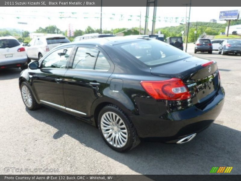 Black Pearl Metallic / Black 2011 Suzuki Kizashi SE